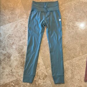 Vuori Blue Performance Leggings High Waist